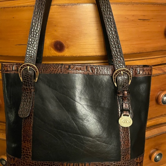 Brahmin Vintage Black/Pecan Crocodile Leather Trim Shoulder Bag Medium Zip Tote - Picture 2 of 15
